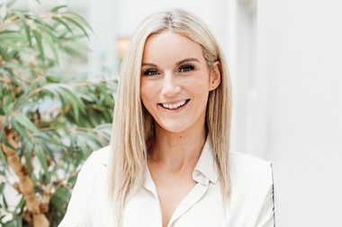 Headshot photograph of Kelly Hearns