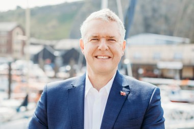 Headshot photograph of Graeme Somerville-Ryan