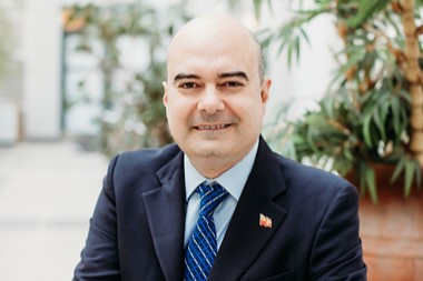 Headshot photograph of Carlo Vinelli